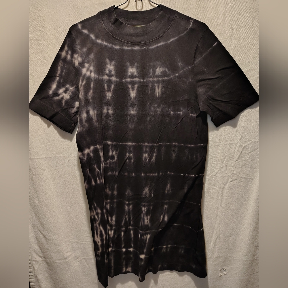 ANTHROPOLOGIE T.La BLACK TIE-DYE SHORT SLEEVE HEIDI MOCK NECK TEE DRESS PETITE M